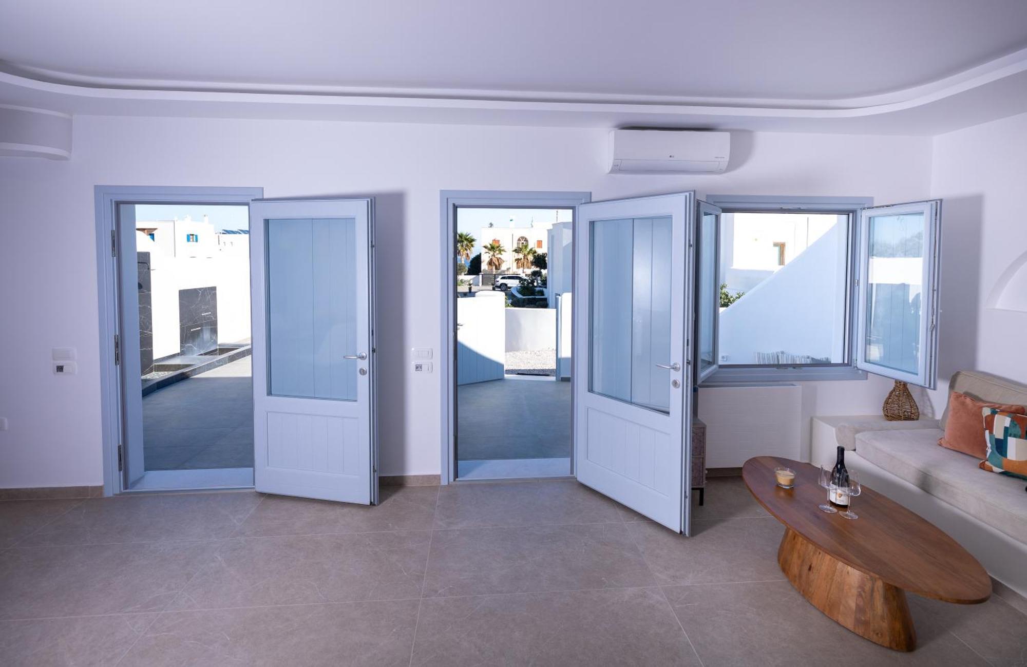 Sn Santorini Apartments Kamari  Bagian luar foto